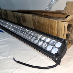Barra de Luz LED CrewLED para Camioneta, 110cm, 12/24V, Metálica - imagen 3