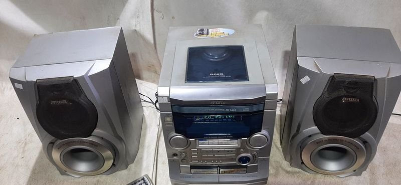 Sistema de Audio AIWA con Control Remoto - imagen 3