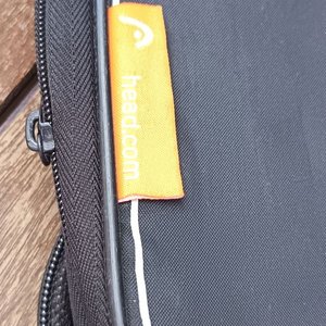 Tres fundas para raquetas de tenis HEAD, color negro, con cierres   con detalles de uso - imagen 7