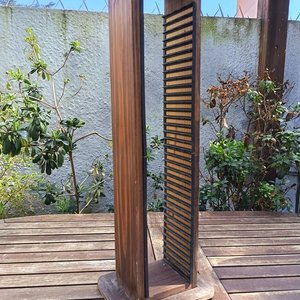 Lote anterior: Mueble Porta CDS vertical de madera - Medidas: 17 cm x 13 cm x  Alto 75 cm