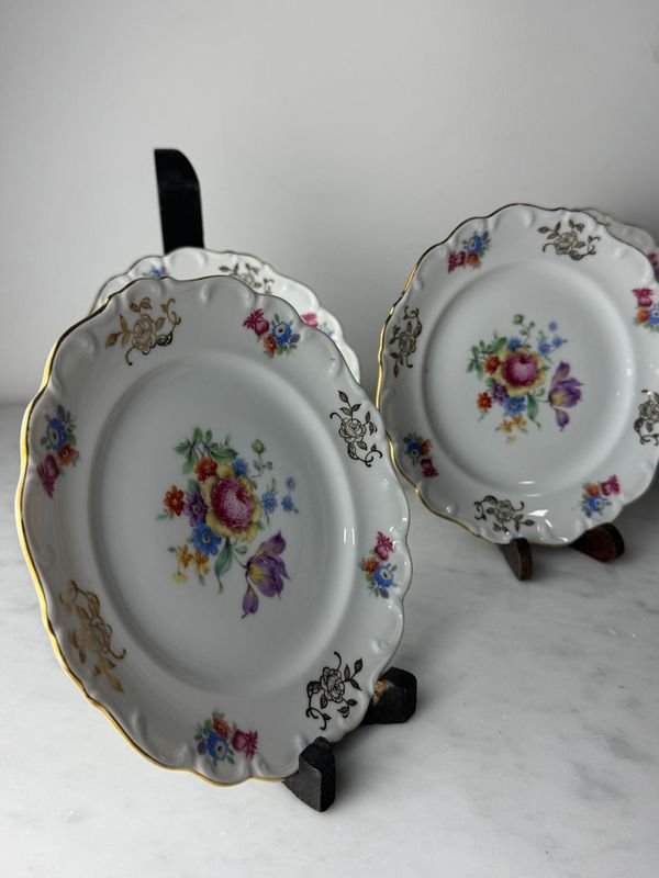 Platos de postre en porcelana alemana Bavaria - imagen 5