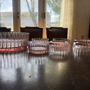Juego Vintage de Ensaladera y Cuencos de Vidrio Rosa - imagen 4