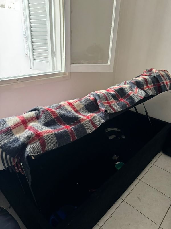 Cama Baúl Cajonera 1 Plaza Tapizada en Poliéster
