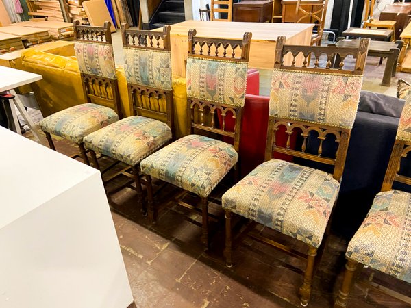 Juego de 4 Sillas de Comedor Estilo Luis XV Tapizadas