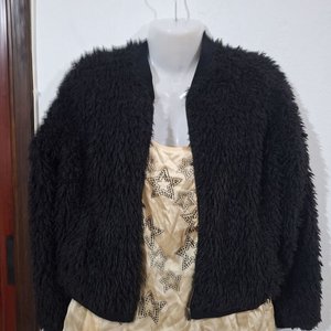 Lote de 12 Prendas de Fiesta para Dama: Vestidos, Faldas y Tops - imagen 2