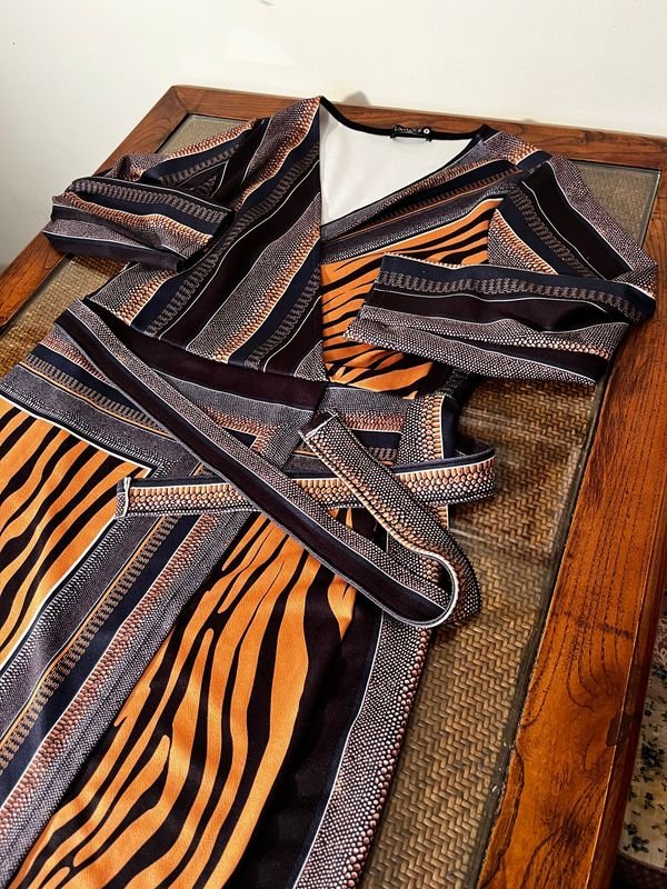Vestido Rayado Animal Print Manga Tres Cuartos Talle L