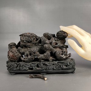 Figura Estilo Asiático Perro Foo con Cachorros en Resina - imagen 3