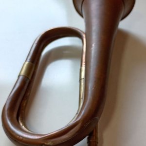 Corneta Militar de Bronce y Cobre - Señales y Órdenes a Distancia - imagen 3