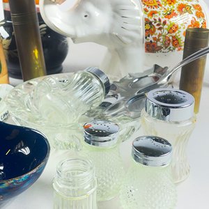 Lote de Ceniceros, Figuras Decorativas, Florero y Jarra - imagen 5