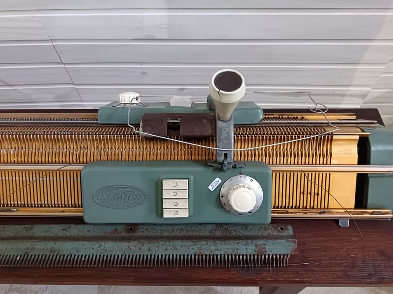 Item 879934 - Image 5