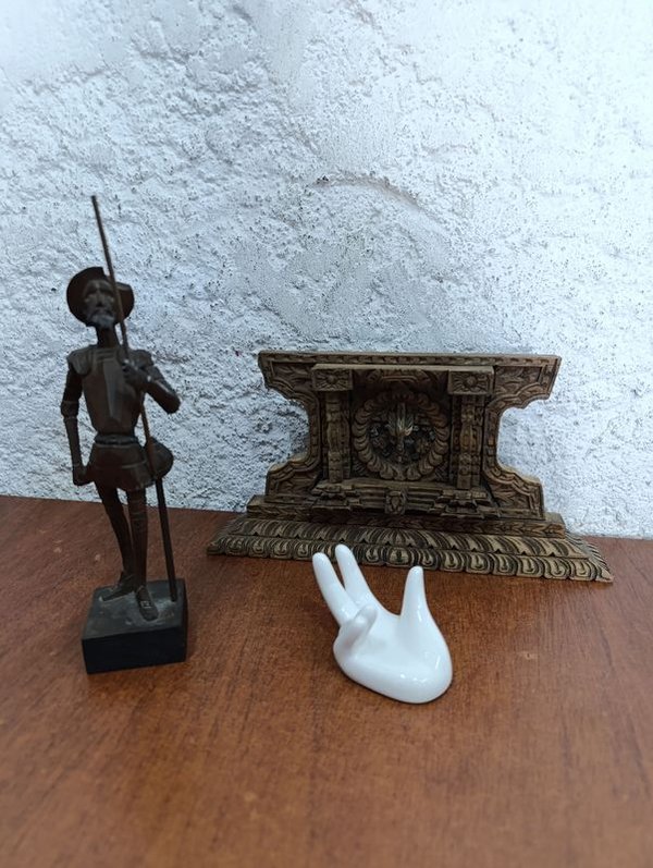 Trabajos en madera tallada, El Quijote + Repisa - imagen 1