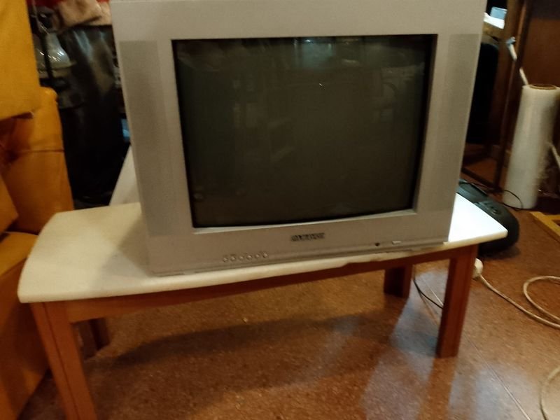 Tv Panavox de tubo 22 - Electrodomésticos - imagen 3