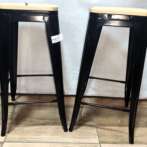 Set de 2 Banquetas Altas Estilo Tolix con Asiento de Madera - imagen 3
