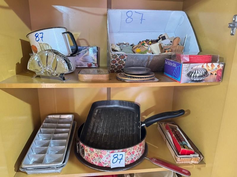 Lote anterior: Sartén, torteras y accesorios de cocina en buen estado