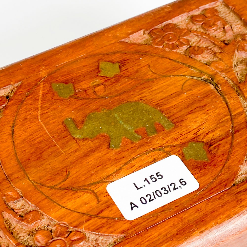 Caja de madera y bronce con elefante - imagen 2