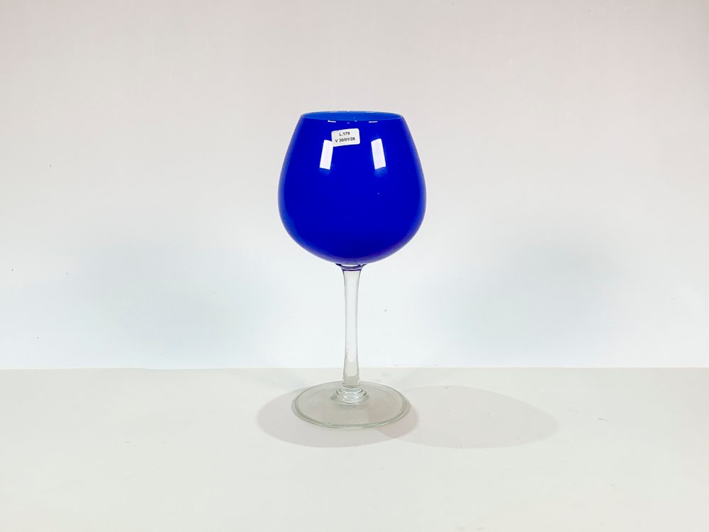 Lote anterior: Vaso de vidrio azul en excelente condición
