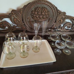Lote de Cristalería: 5 Copas Napoleón Doradas, 6 Copas de Sidra y 2 Flautas - imagen 2