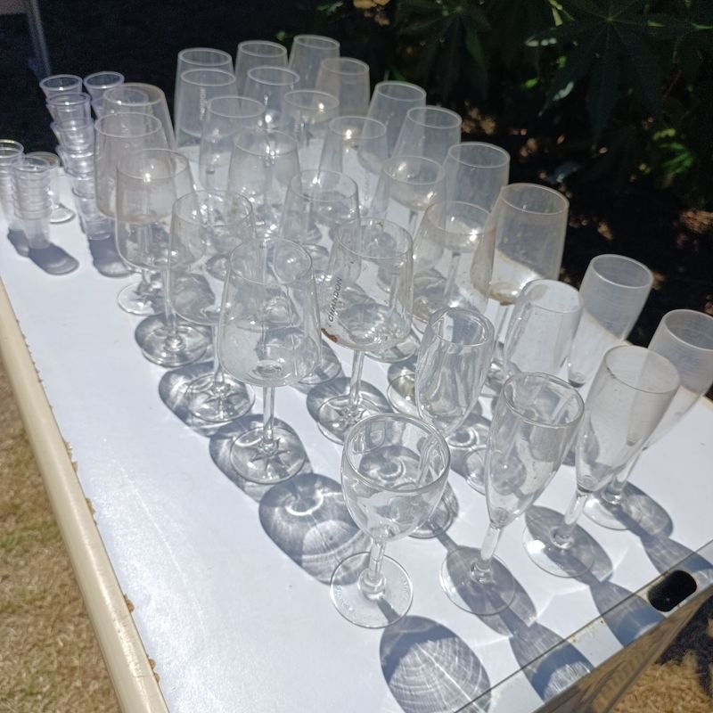 Gran lote de copas y shots en acrílico para fiestas - imagen 6