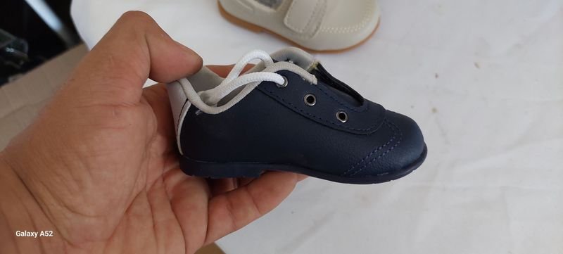 Calzado de Talla 18 en Venta - imagen 3
