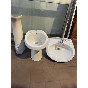 Lote anterior: Bidet y Pileta de Baño con Pie y Grifería