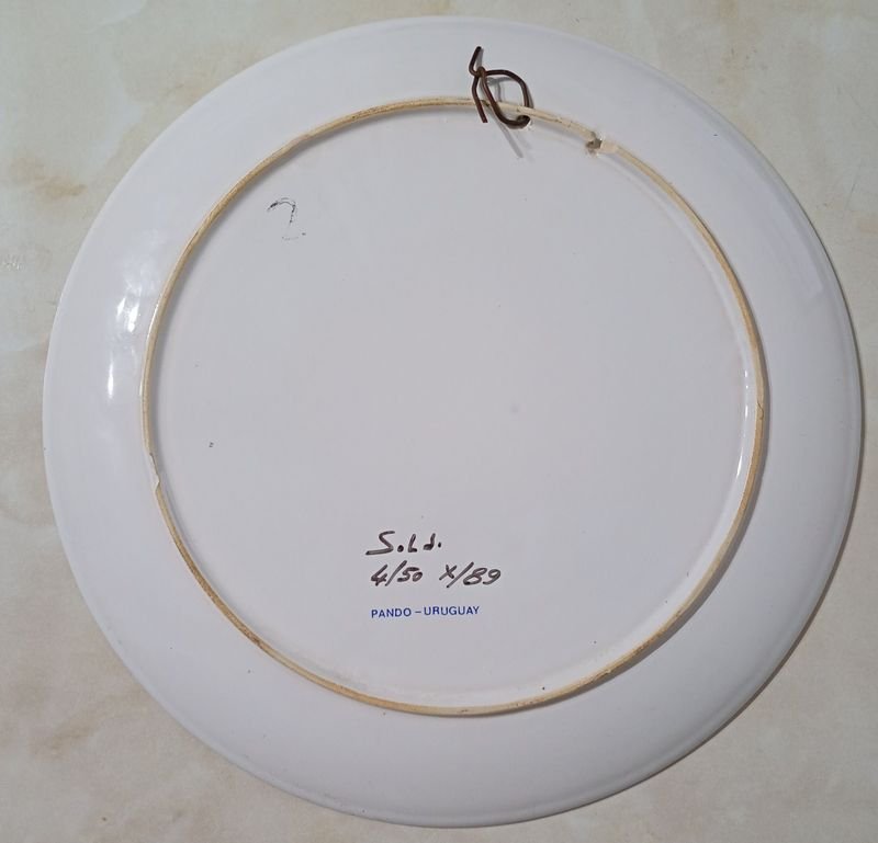 Plato de pared con motivo Italo-Uruguayo - Venta en subasta - imagen 2