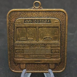 Lote siguiente: Antigua Medalla Llavero CUTCSA Scania Coche 143 Bronce José M. Durán