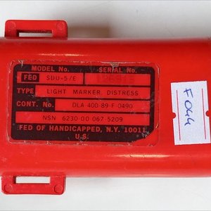 Lote siguiente: Lámpara de Señalización Estroboscópica de Supervivencia SDU-5/E Roja