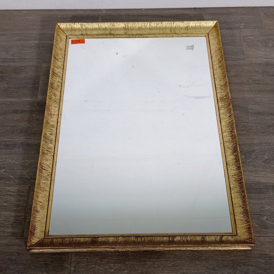 Espejo con Marco Dorado Rectangular - 57x82cm