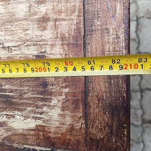 Mesa de Barbacoa Estilo Rustico de Madera Maciza - De Gran Porte con Patas Robustas Dispuestas en Ángulo y Un Travesao de Tirante  - Medidas 209 cm x 131 cm x 83 cm Alto - imagen 7