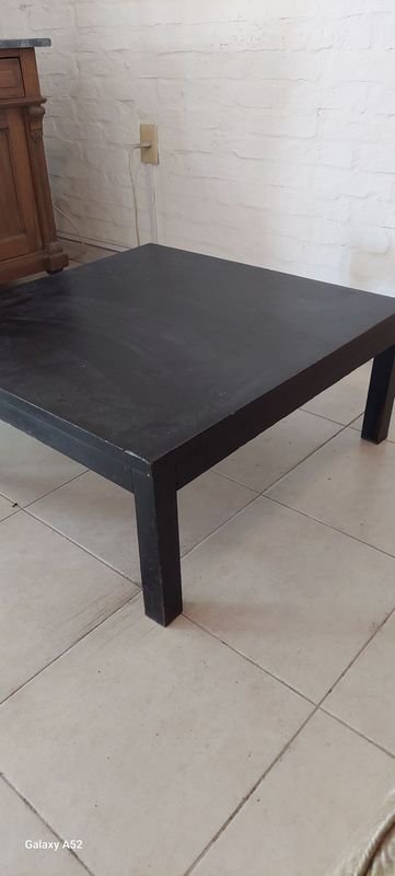 Mesa ratona negra en buen estado - imagen 3
