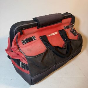 Lote siguiente: Bolso para Herramientas Husky Rojo y Negro