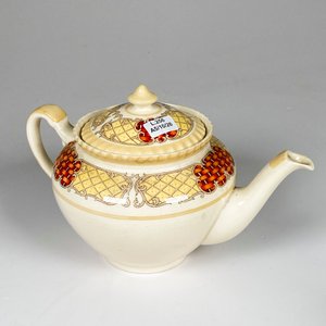 Tres piezas de loza inglesa, tetera, lechera y salsera - imagen 6