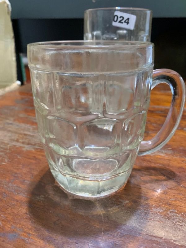 Dos Jarras de Cerveza de Vidrio Claro - imagen 4