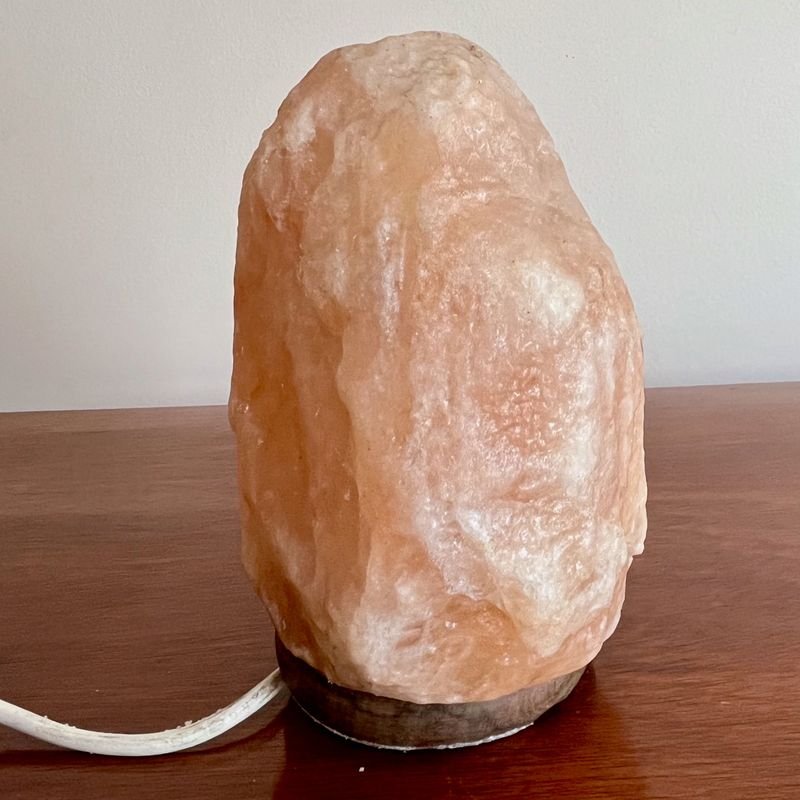 Lámpara de Sal Rosa Natural con Base de Madera