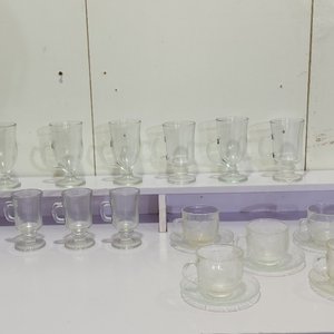 Set de 20 Piezas de Vidrio: 10 Tazas Altas para Café y 5 Tazas de Té con Platitos - imagen 2