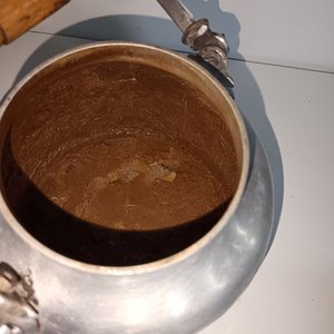 Tetera Grande de Aluminio con Mango de Madera - imagen 6