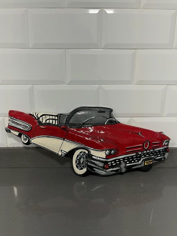 Pieza Decorativa Artesanal de Auto Clásico Cubano - imagen 1