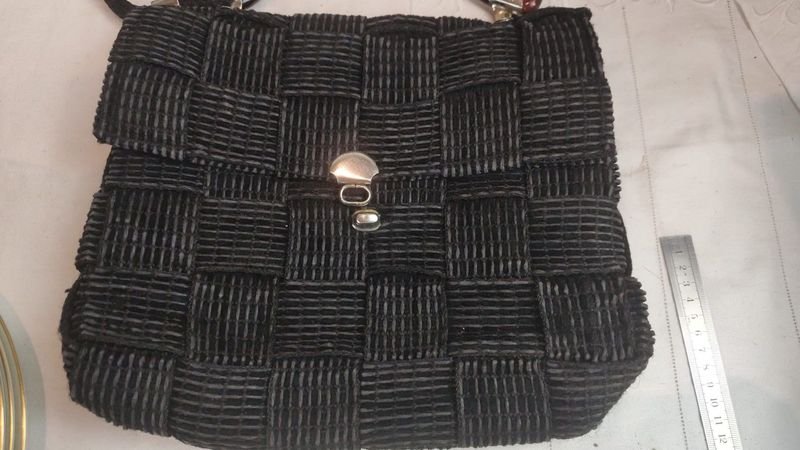 Item 877421 - Image 1