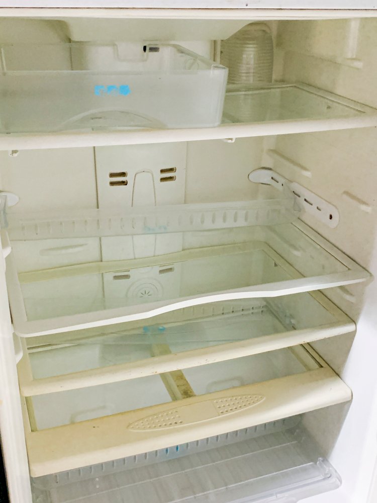 Heladera de dos puertas gris en venta - imagen 3