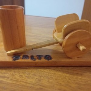 Adornos de Madera: Carreta y Pez para Colgar Llaves - imagen 4