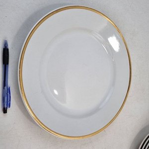 Juego de Vajilla Porcelana Olmos Blanca con Detalles Dorados - 19 Piezas - imagen 7