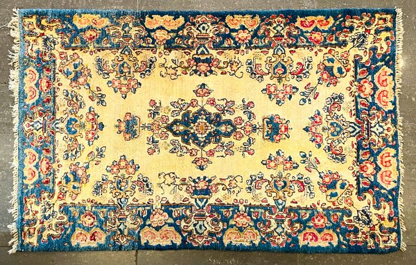 Alfombra Persa de Lana Beige y Azul con Flores - 144x92 cm