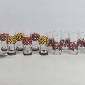 Lote anterior: Lote de 12 Vasos Vintage con Diseños de Círculos y Frutas