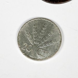 Seis Monedas Antiguas: Cinco de Plata y Una de Cobre (1879) - imagen 3