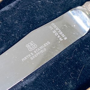 Juego de Cubiertos Infantiles de Plata Inglesa con Estuche - imagen 4