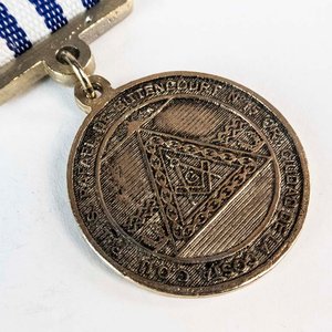 Condecoración Masónica de Bronce con Cinta - Ciudad de la Costa - imagen 2