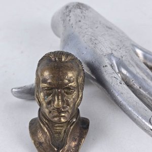 Busto de Bronce de José Gervasio Artigas - imagen 2