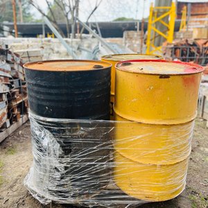 Lote de 4 Tanques Metálicos de 200 Litros - imagen 1