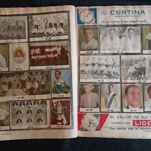 Álbum "Libro de Oro de Nacional" Completo con Figuras y Cupón Oficial - imagen 3