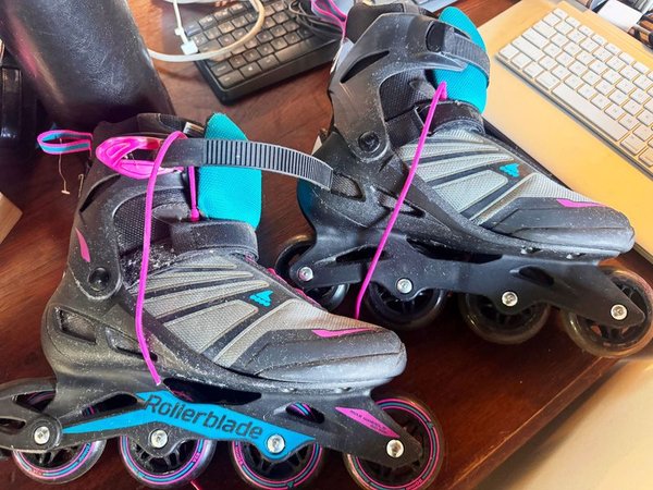 Patines ROLLERBLADE en buen estado - imagen 4